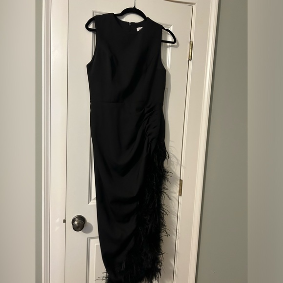Mac Duggal Feather Trim Asymmetric Dress- BLACK, Size 8 - Picture 3 of 4